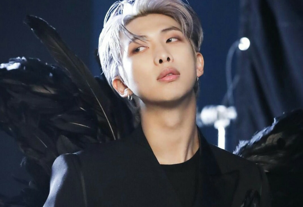 우리의 달의 아이를 위하여 thumbnail