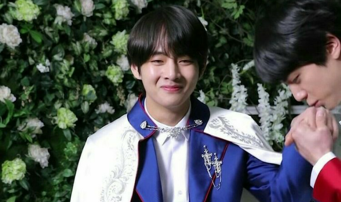 진과 뷔에게 투표하자 thumbnail