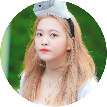 김여주.현실세계 image