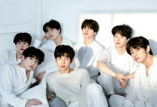 방탄 고등학교: 캠퍼스 엔터테인먼트의 향연 thumbnail