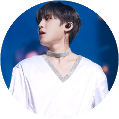 w.j(박우진) image