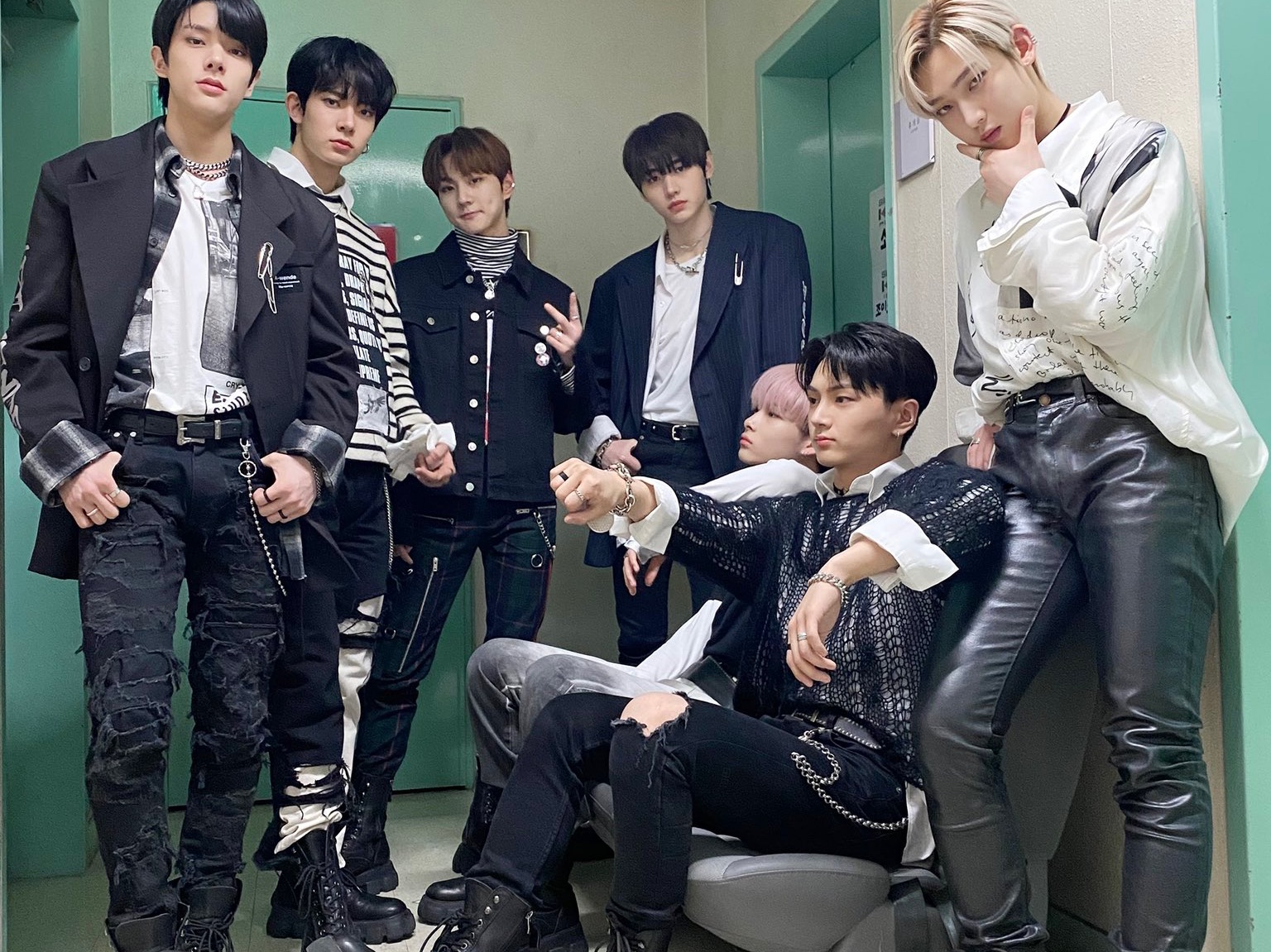 エンジンストーリールーム thumbnail