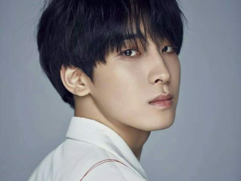 Pacarku yang blak-blakan dan tsundere adalah Jeon Won-woo. thumbnail