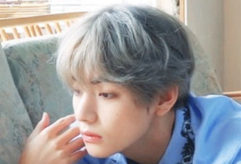 来到奇点的公主 thumbnail