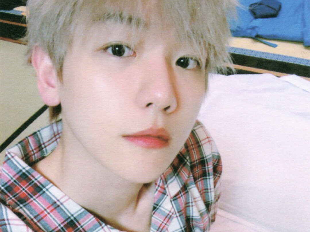 변백현과 함께하는 일상 thumbnail