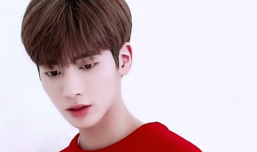 신데렐라는 결코 행복하지 않아. thumbnail