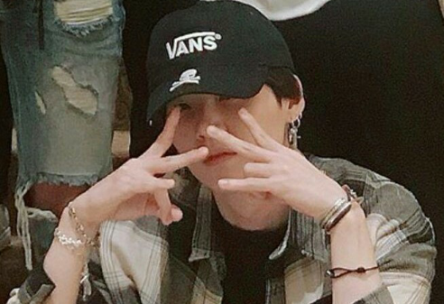 Shoro min VOTEN X YOONGI thumbnail