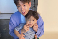 변백현 thumbnail