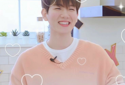 변백현 🍒 thumbnail
