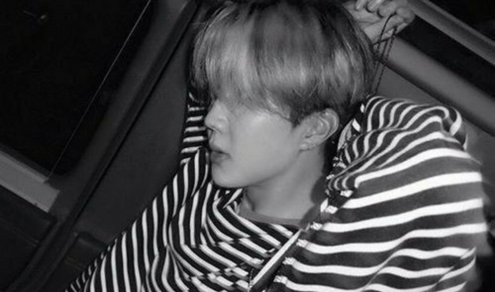 '이상한 놈' thumbnail