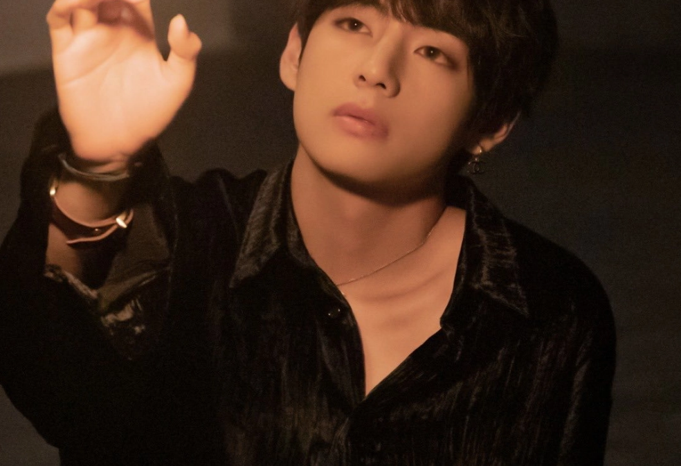 My best friend is a person with a lack of affection. thumbnail