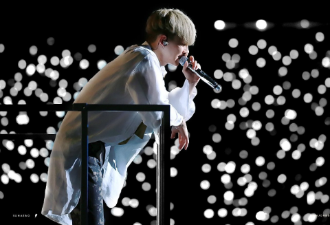 그는 온화하다 thumbnail