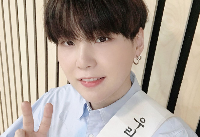 윤기에게 투표하세요 thumbnail