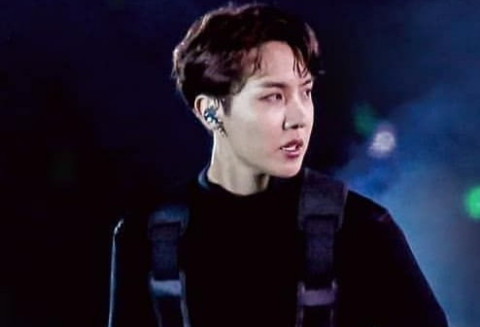 제이홉에게 투표하세요 thumbnail