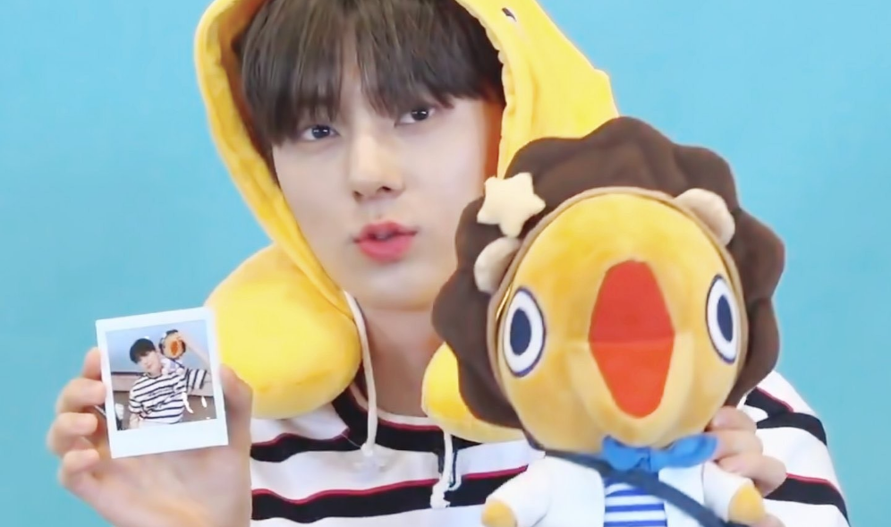 Vote for Minhyun 32 thumbnail
