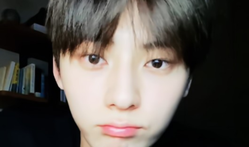 Vote for Minhyun 34 thumbnail