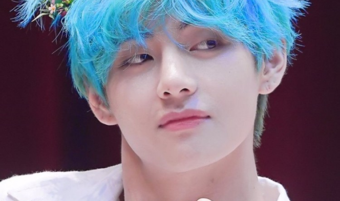 윗집에 월드스타 뷔가 살아요 thumbnail