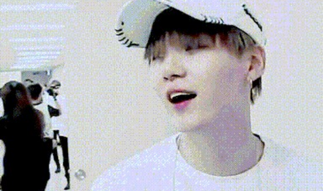 츤데레 주인 민윤기와 반인반수 김여주 thumbnail