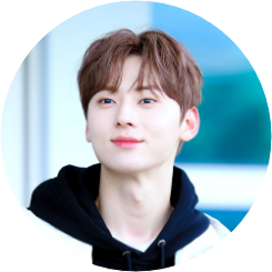 황민현 image