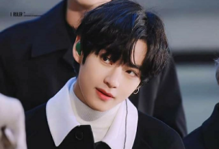 Encantado de conocerte, linda chica. thumbnail