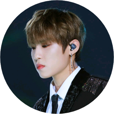 우진 image