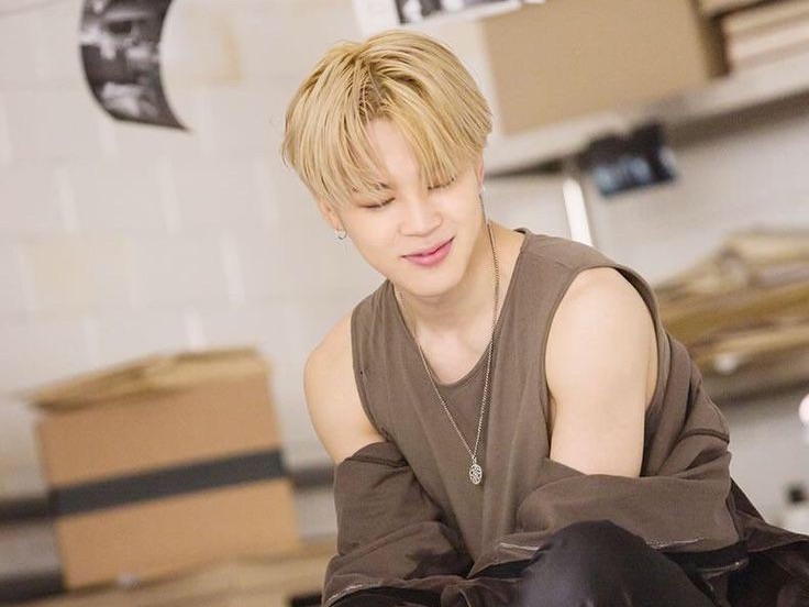 박지민 (25) image