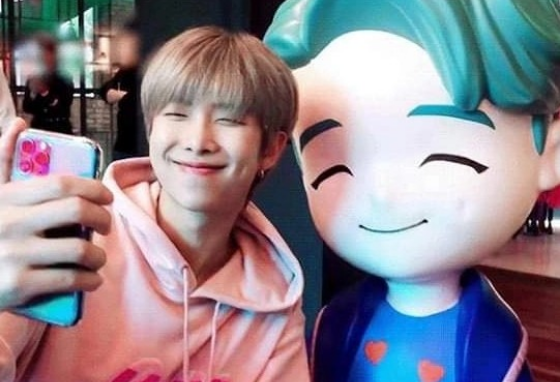 아주 평범한 가족 [TALK] thumbnail