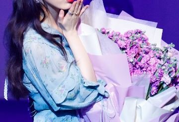 I was hit by the iron wall thumbnail