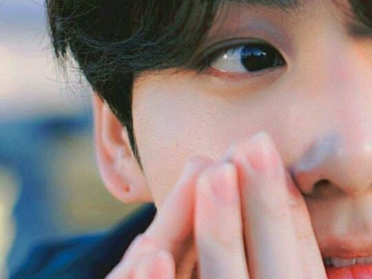 A Jeon Jungkook importa solo della sua ragazza thumbnail