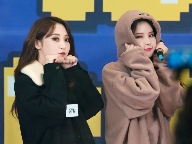 [Mặt Trăng Mặt Trời] Mười Tám Chúng Ta thumbnail