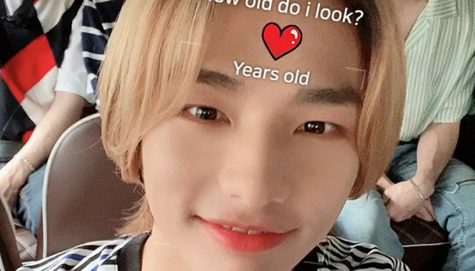 HWANG HYUNJIN thumbnail