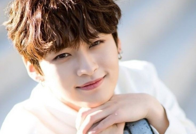 민호에게 투표하세요 thumbnail