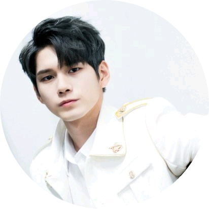 옹성우 image
