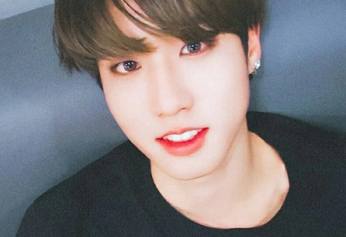 한 베스트 보이 thumbnail