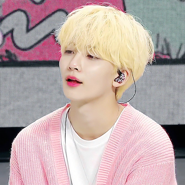 윤정한 (19) image