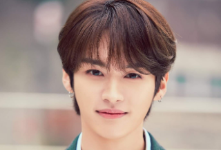 Vote for Minho thumbnail