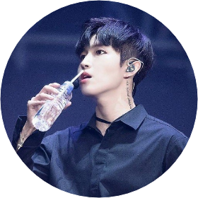 김재환 image