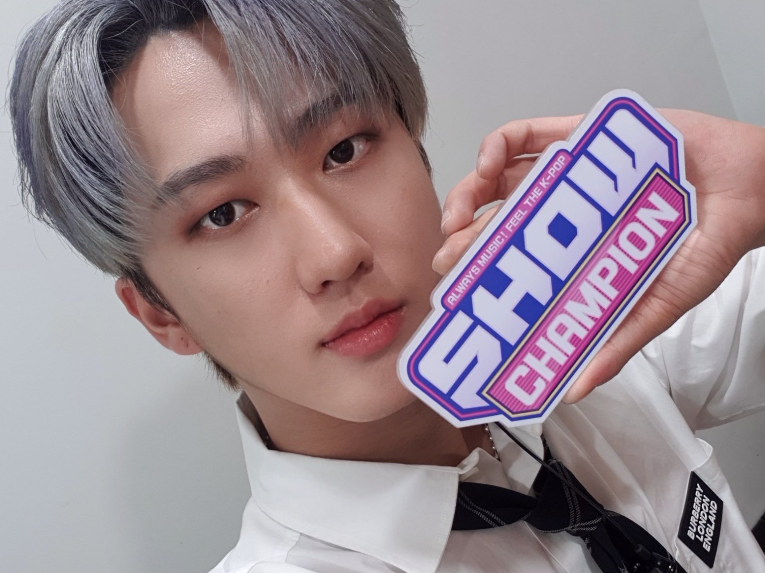 창빈에게 투표하세요!! thumbnail