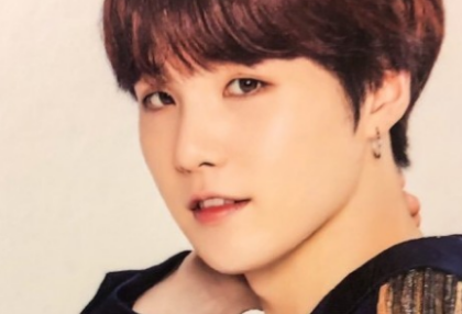 Bạn trai bác sĩ, bạn gái ngôi sao thumbnail