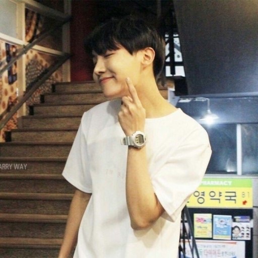 정호석 image