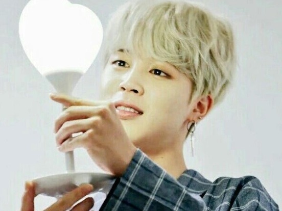 Cùng một ngôi nhà, dưới cùng một mái nhà thumbnail