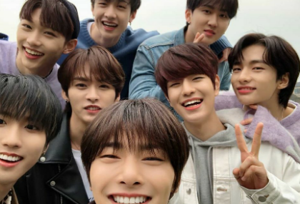 Kumpulkan untuk Chan & Lee Know♡ thumbnail