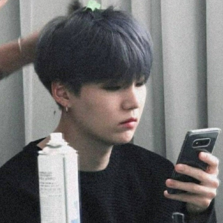 민윤기 image