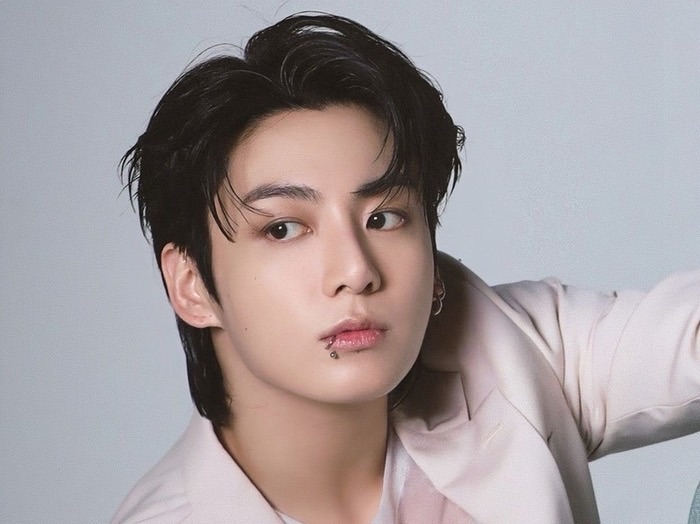 被7個惡霸收養 thumbnail