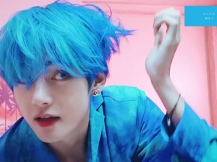 我在一本小說裡被一隻狐狸附身了。 thumbnail