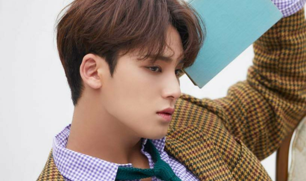 Project to seduce a married chairman thumbnail