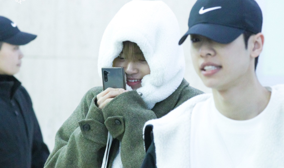 19歲男友 vs. 一分鐘高中生 thumbnail