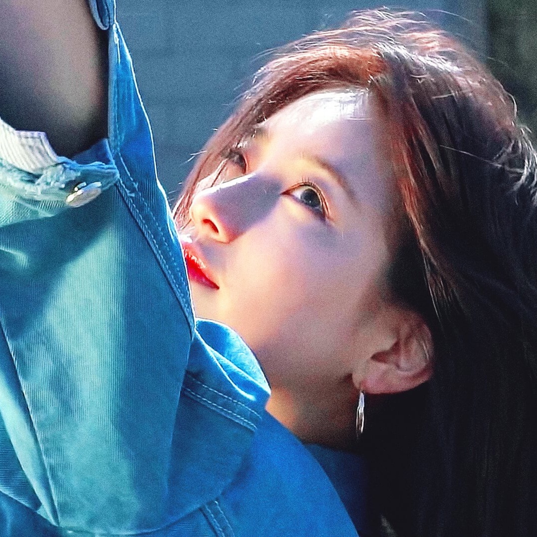 민 여 주 / 경 위 image