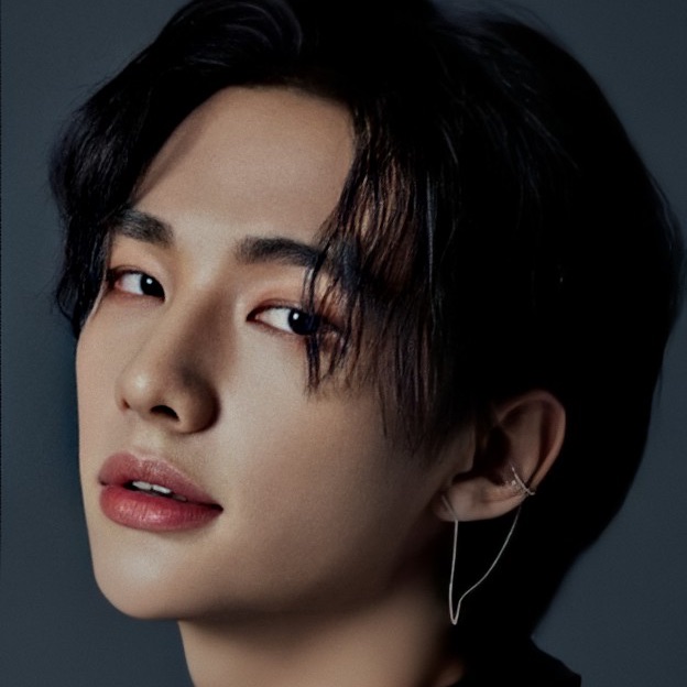 Hyunjin image