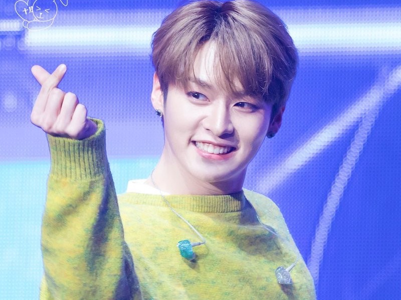 PILIH LEE KNOW!! thumbnail